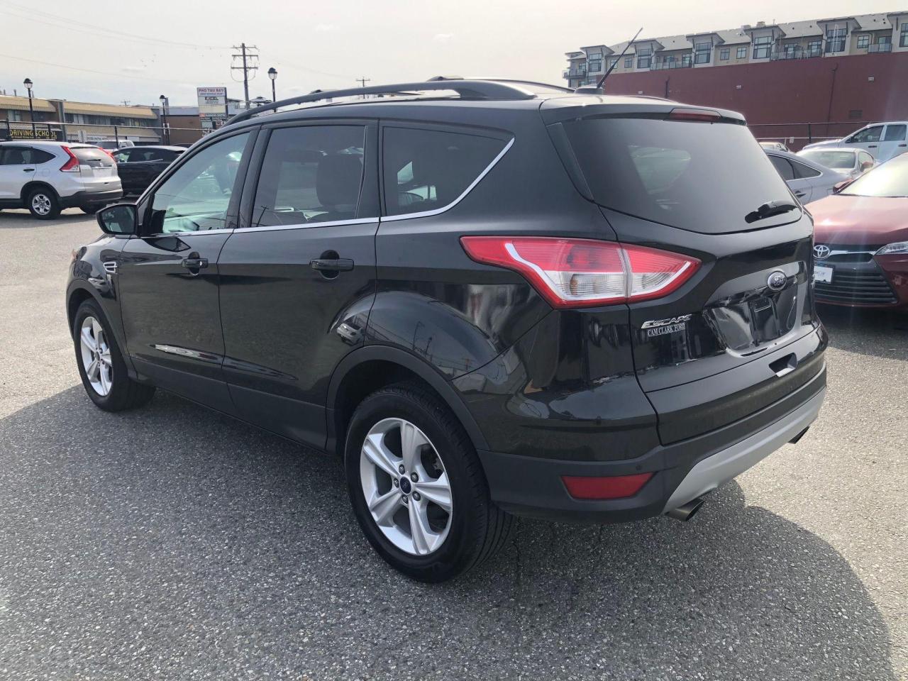 2014 Ford Escape SE - Photo #8