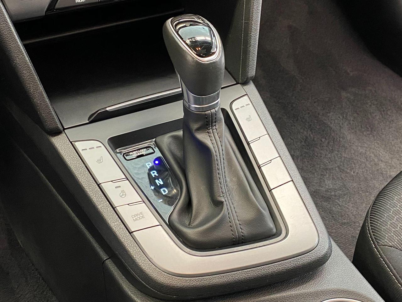 2017 Hyundai Elantra GLS+ApplePlay+Sunroof+Blind Spot+ACCIDENT FREE - Photo #36