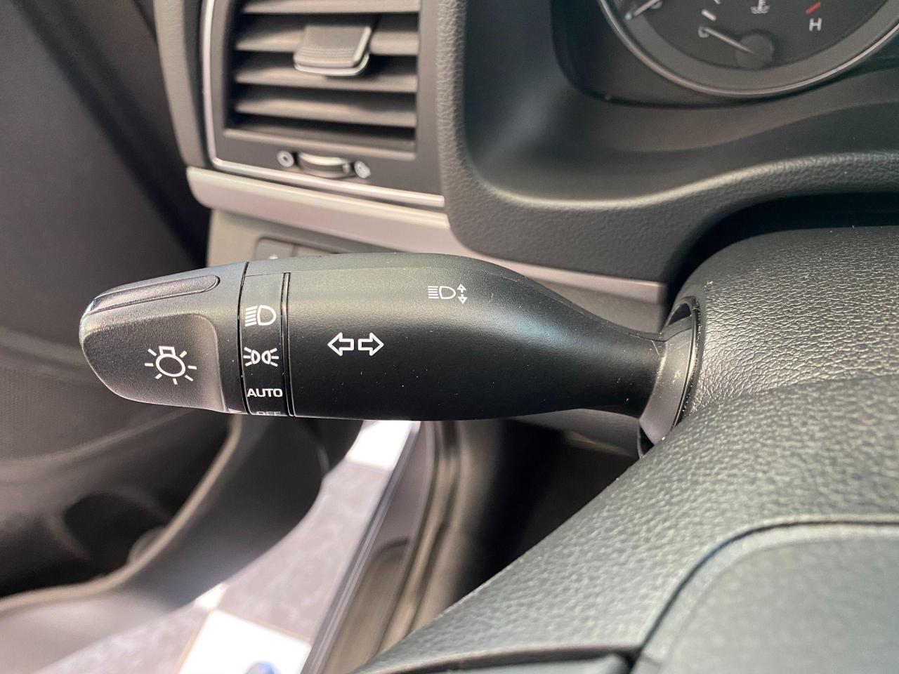 2017 Hyundai Elantra GLS+ApplePlay+Sunroof+Blind Spot+ACCIDENT FREE Photo124