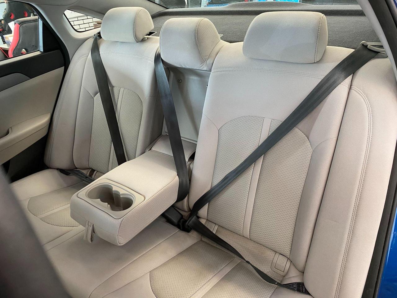 2015 Hyundai Sonata 2.4L GL+New Tires+Camera+HeatedSeats+ACCIDENT FREE - Photo #23