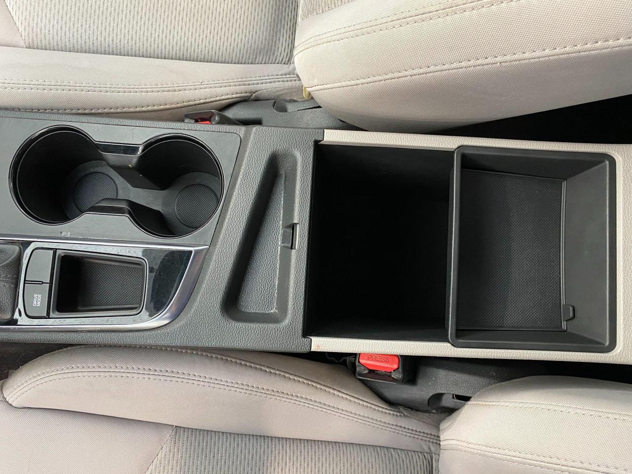 2015 Hyundai Sonata 2.4L GL+New Tires+Camera+HeatedSeats+ACCIDENT FREE - Photo #43