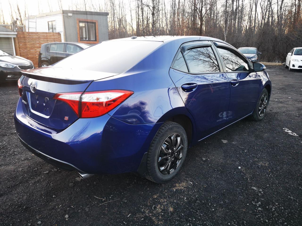 2015 Toyota Corolla S - Photo #4