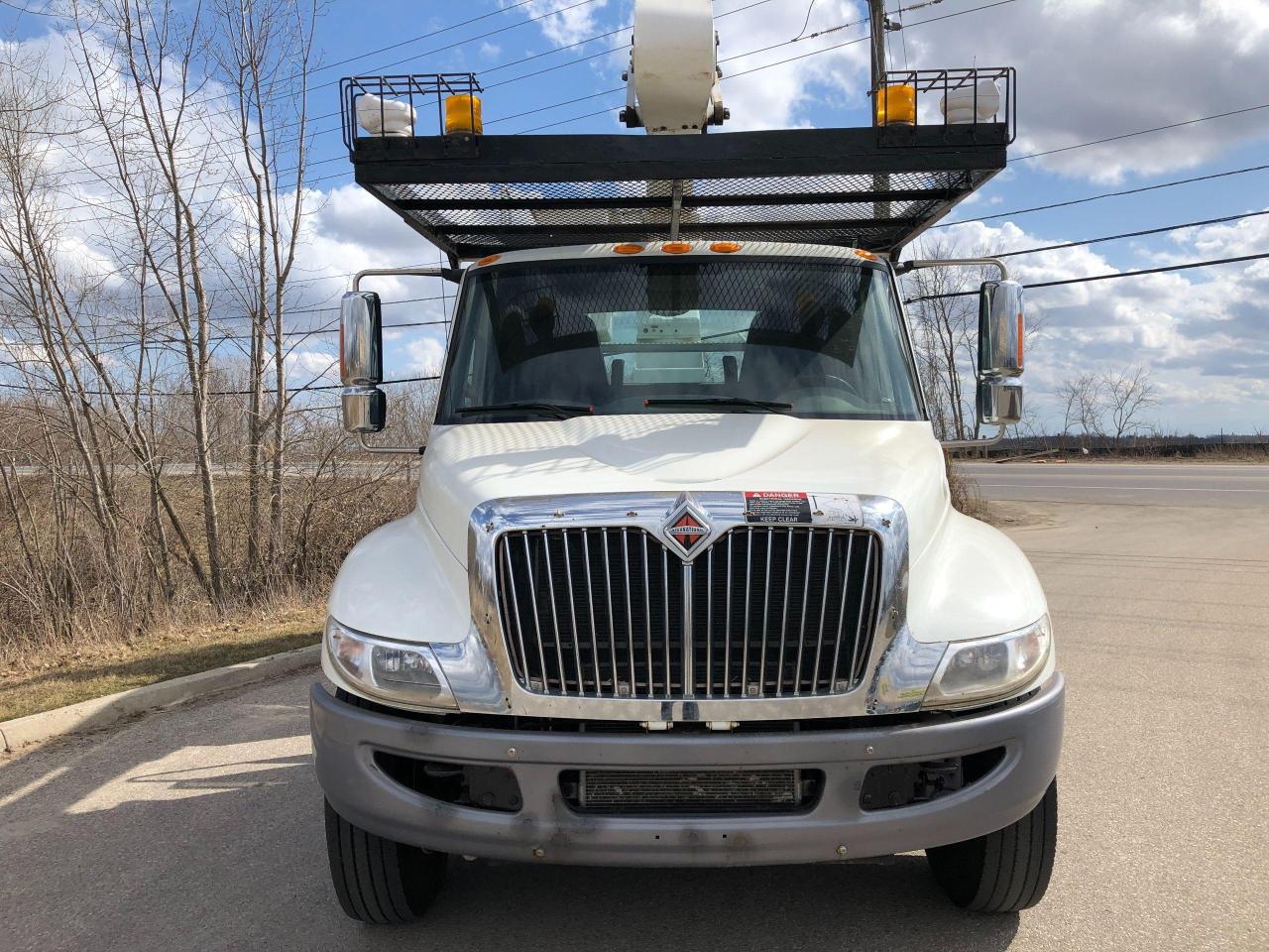 2014 International 4300 DURASTAR- BUCKET TRUCK - Photo #6