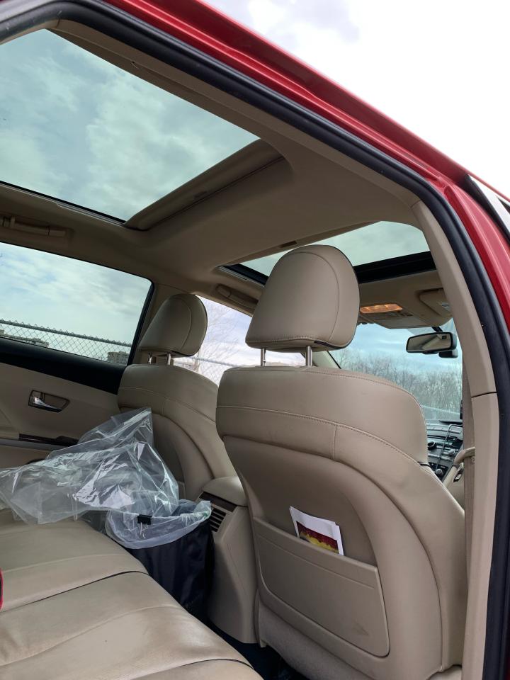 2009 Toyota Venza TOURING-V6-ALL WHEEL DRIVE-1 LOCAL SENIOR OWNER! Photo4