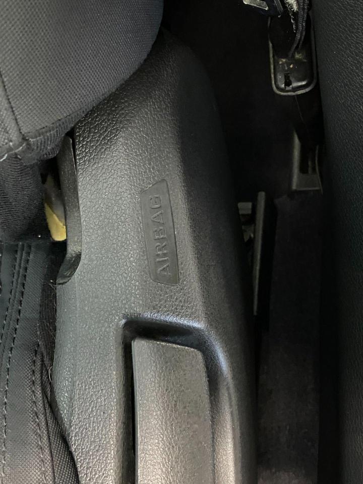 2017 Hyundai Sonata GL+Camera+Bluetooth+Heated Seats+AC+ACCIDENT FREE - Photo #38