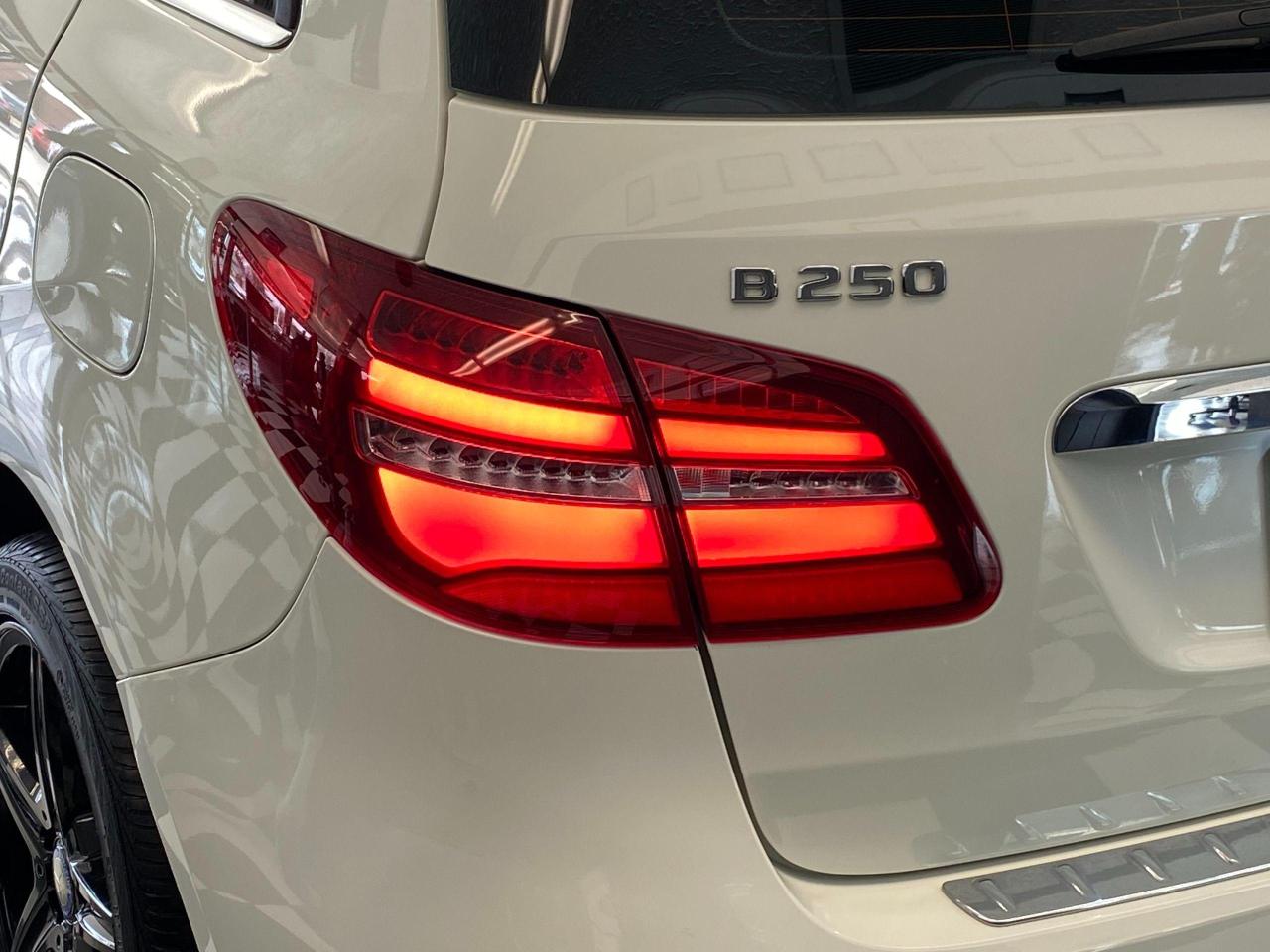 2017 Mercedes-Benz B-Class B250 4MATIC+Camera+GPS+Roof+NewBrakes+ACCIDENTFRE Photo143