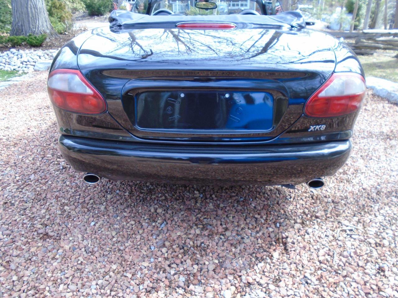 2000 Jaguar XK8 Available in Sutton - Photo #9