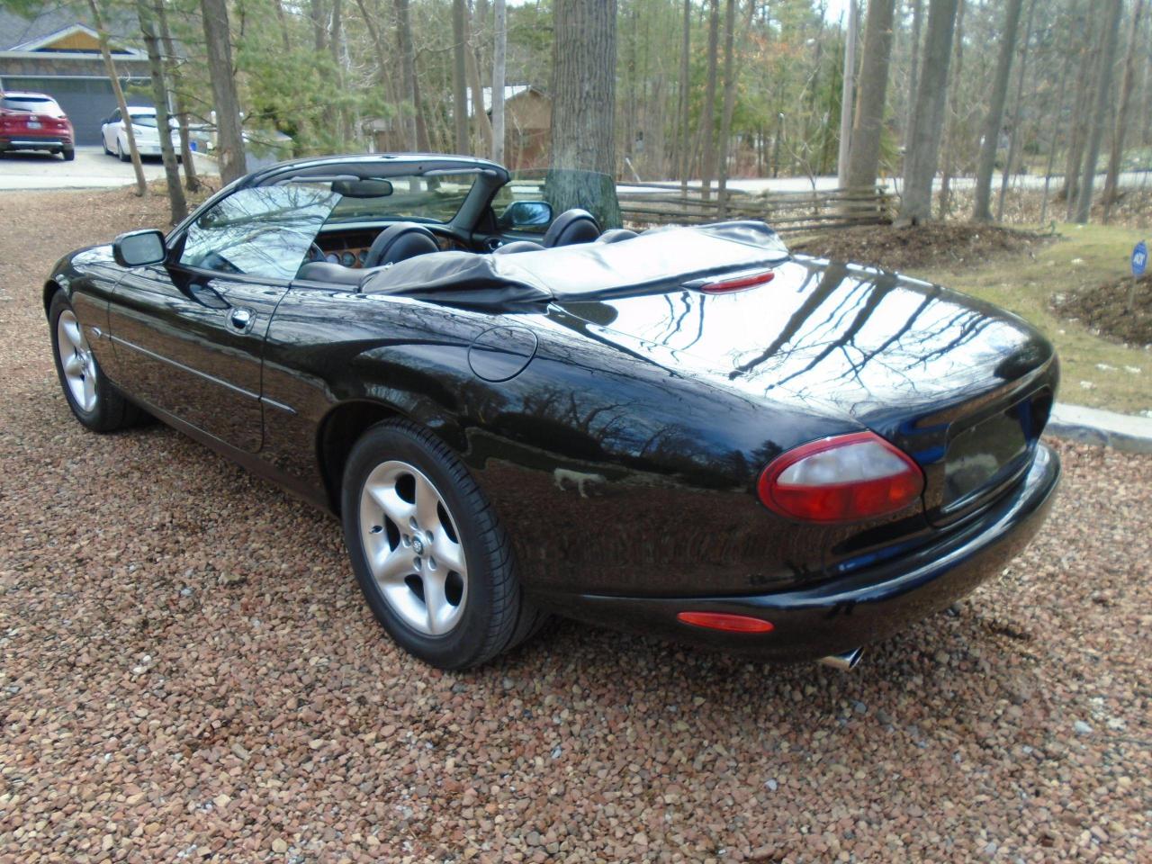 2000 Jaguar XK8 Available in Sutton - Photo #14