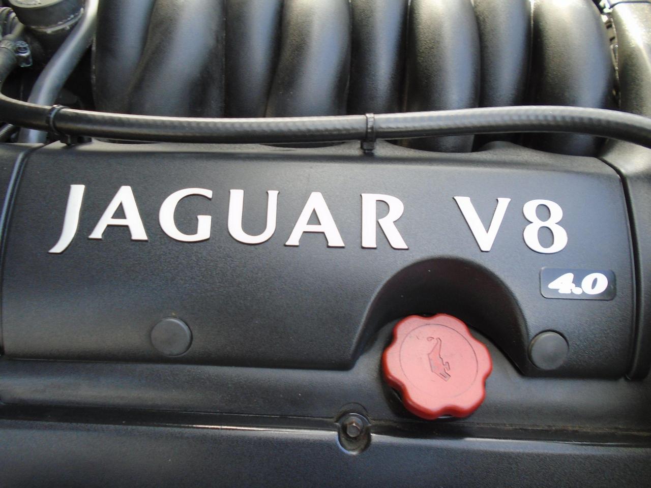 2000 Jaguar XK8 Available in Sutton - Photo #33