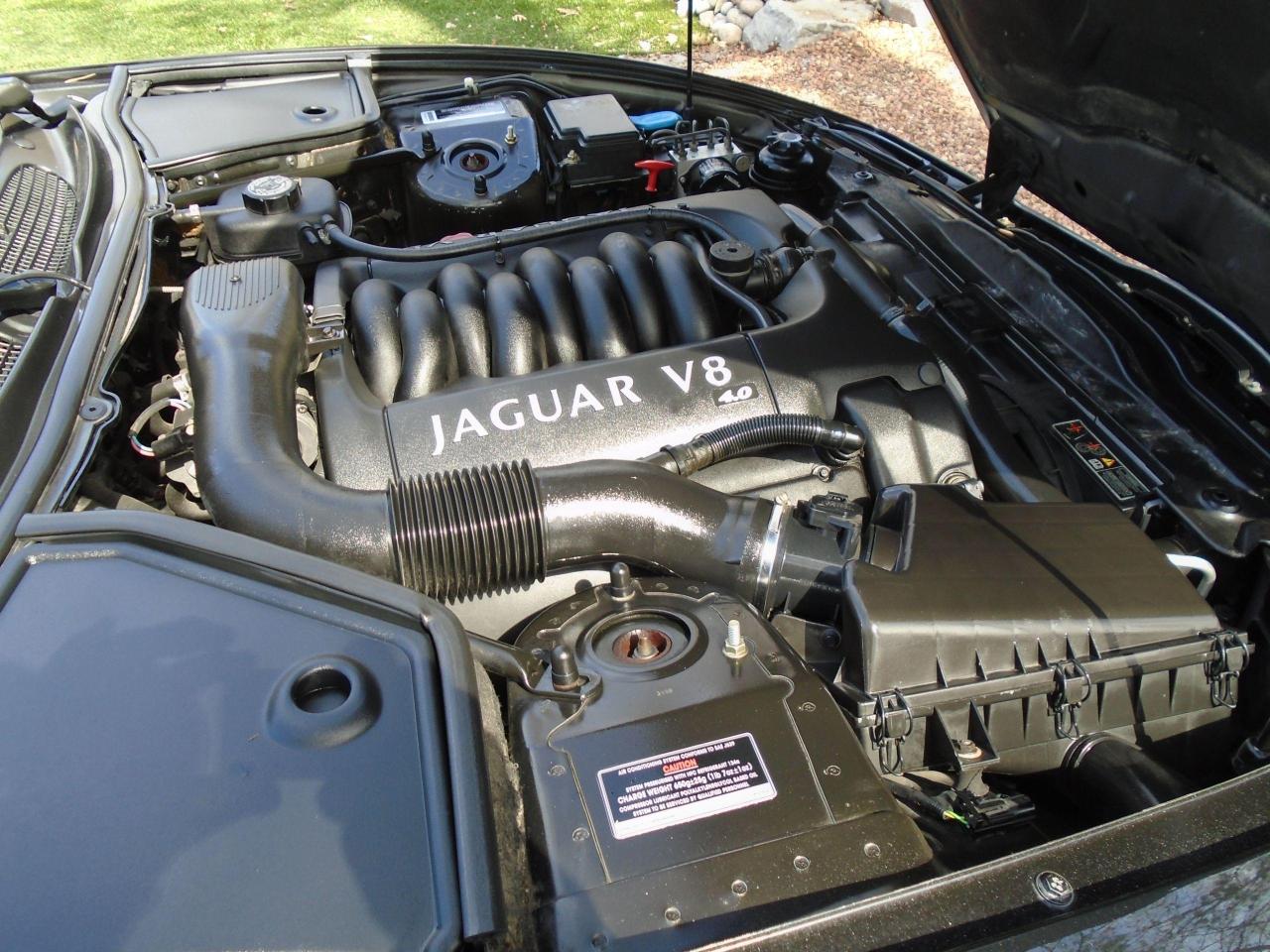 2000 Jaguar XK8 Available in Sutton - Photo #35