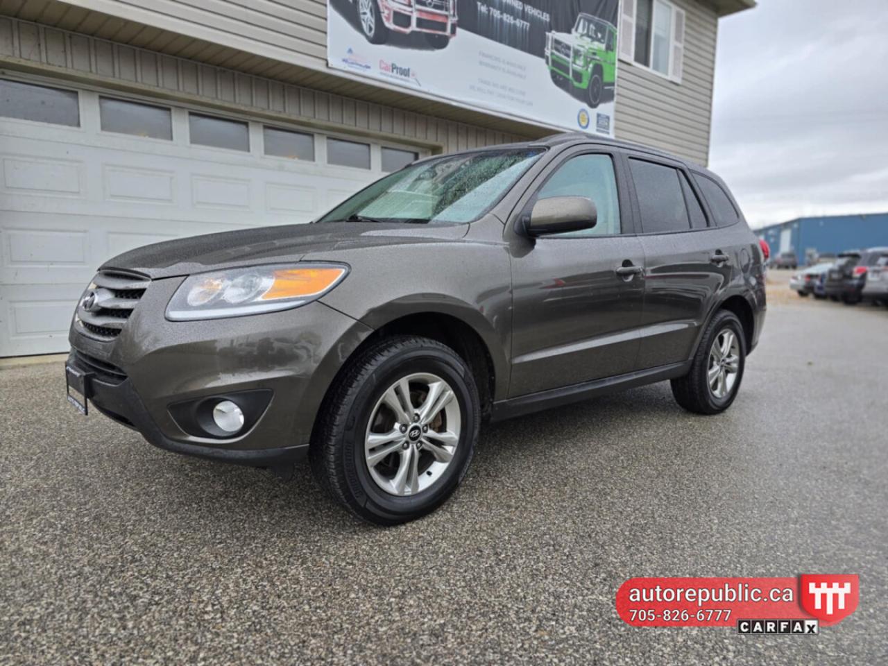 Used 2012 Hyundai Santa Fe GLS AWD Certified One Owner No Accidents for sale in Orillia, ON