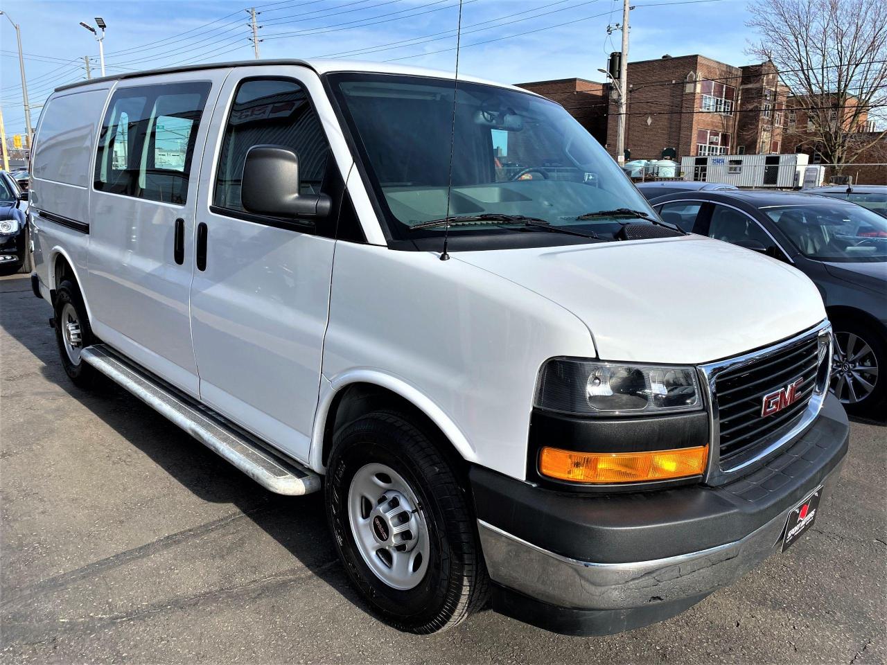 2018 GMC Savana 2500 Cargo 6.0L V8+Camera+Cruise+ACCIDENT FREE - Photo #5