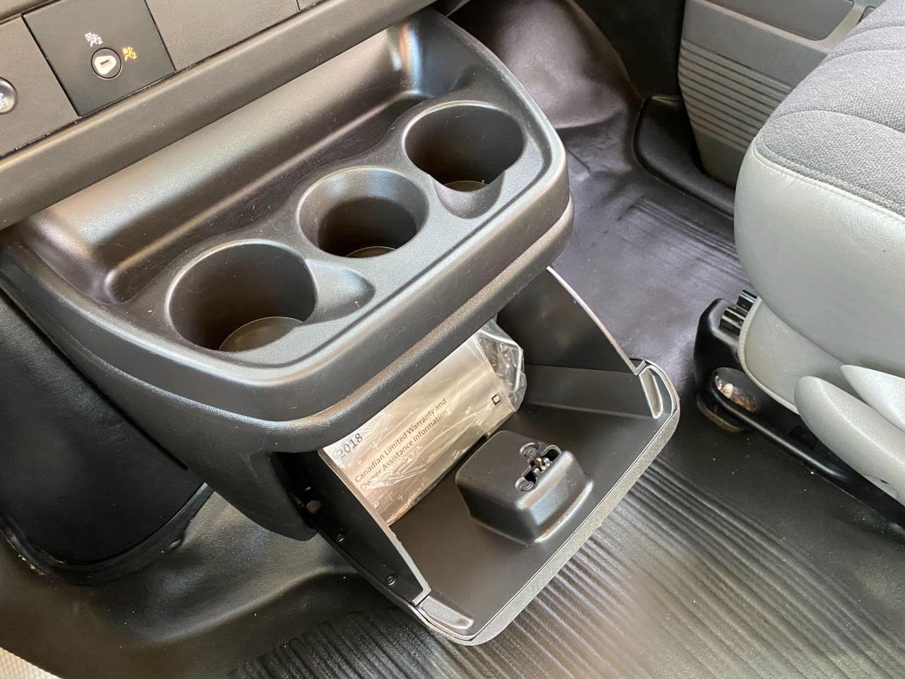 2018 GMC Savana 2500 Cargo 6.0L V8+Camera+Cruise+ACCIDENT FREE - Photo #34