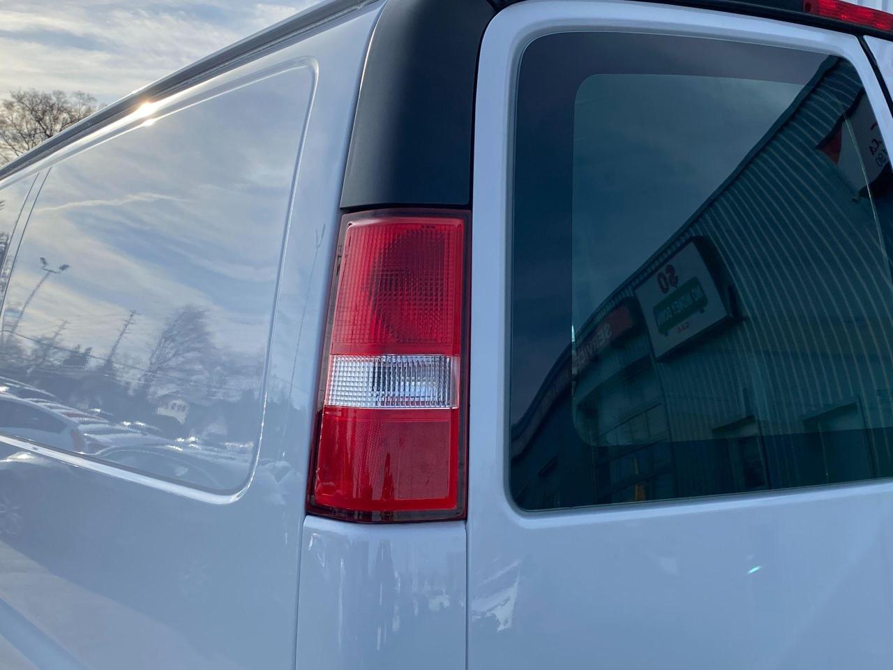 2018 GMC Savana 2500 Cargo 6.0L V8+Camera+Cruise+ACCIDENT FREE Photo106