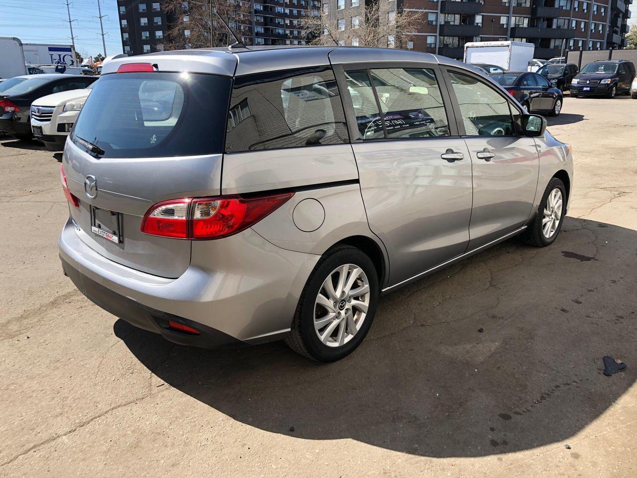 2015 Mazda MAZDA5 GS, Auto, No Accidents! Low Mileage! - Photo #6