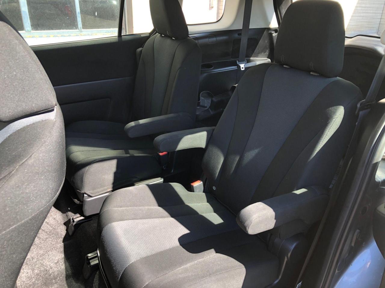 2015 Mazda MAZDA5 GS, Auto, No Accidents! Low Mileage! - Photo #14