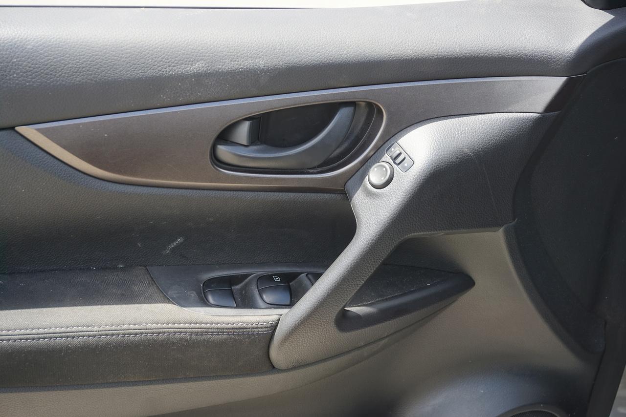 2018 Nissan Qashqai S Photo