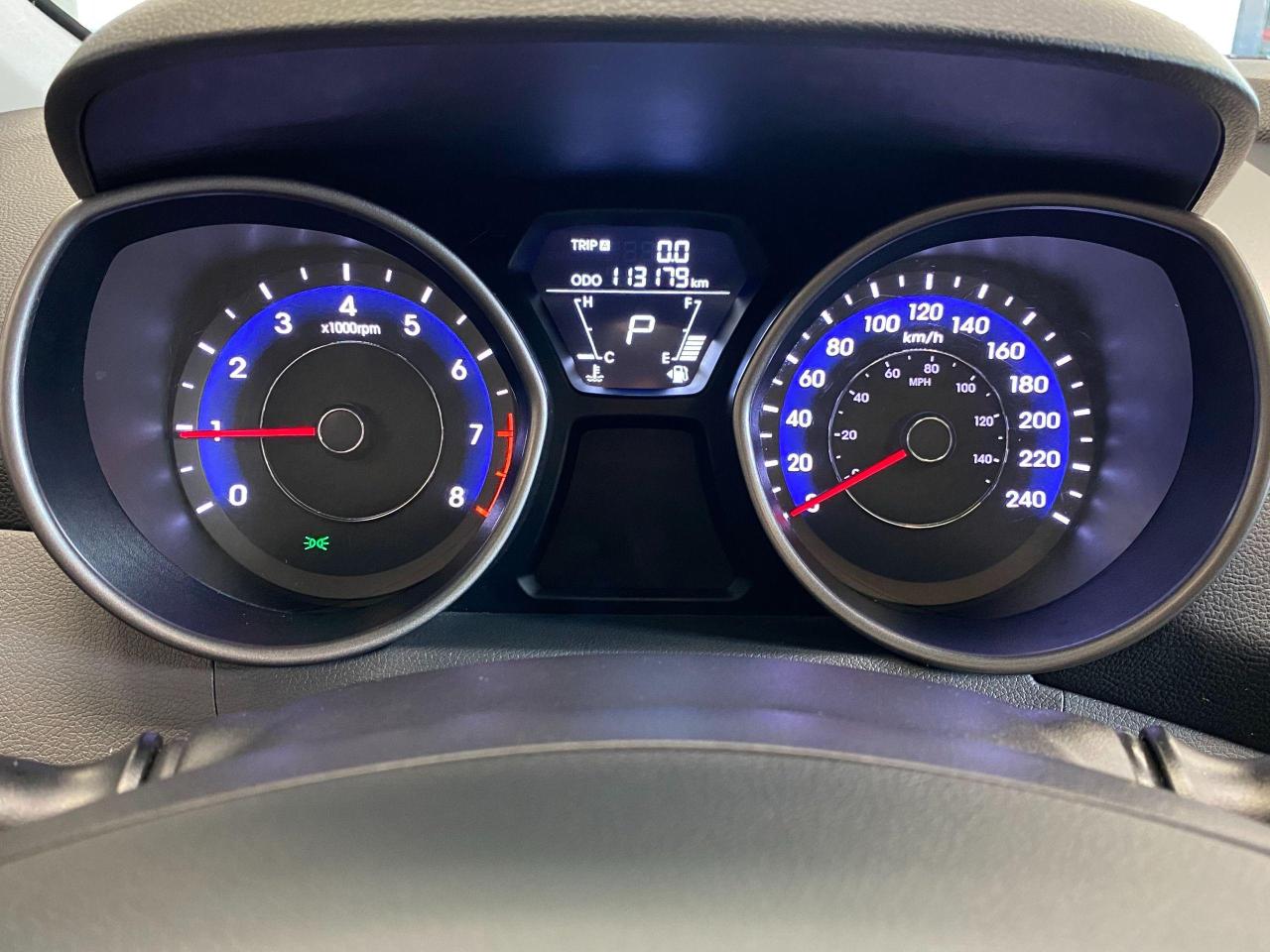 2013 Hyundai Elantra GLS+Sunroof+Remote Start+HeatedSeats+ACCIDENT FREE Photo17