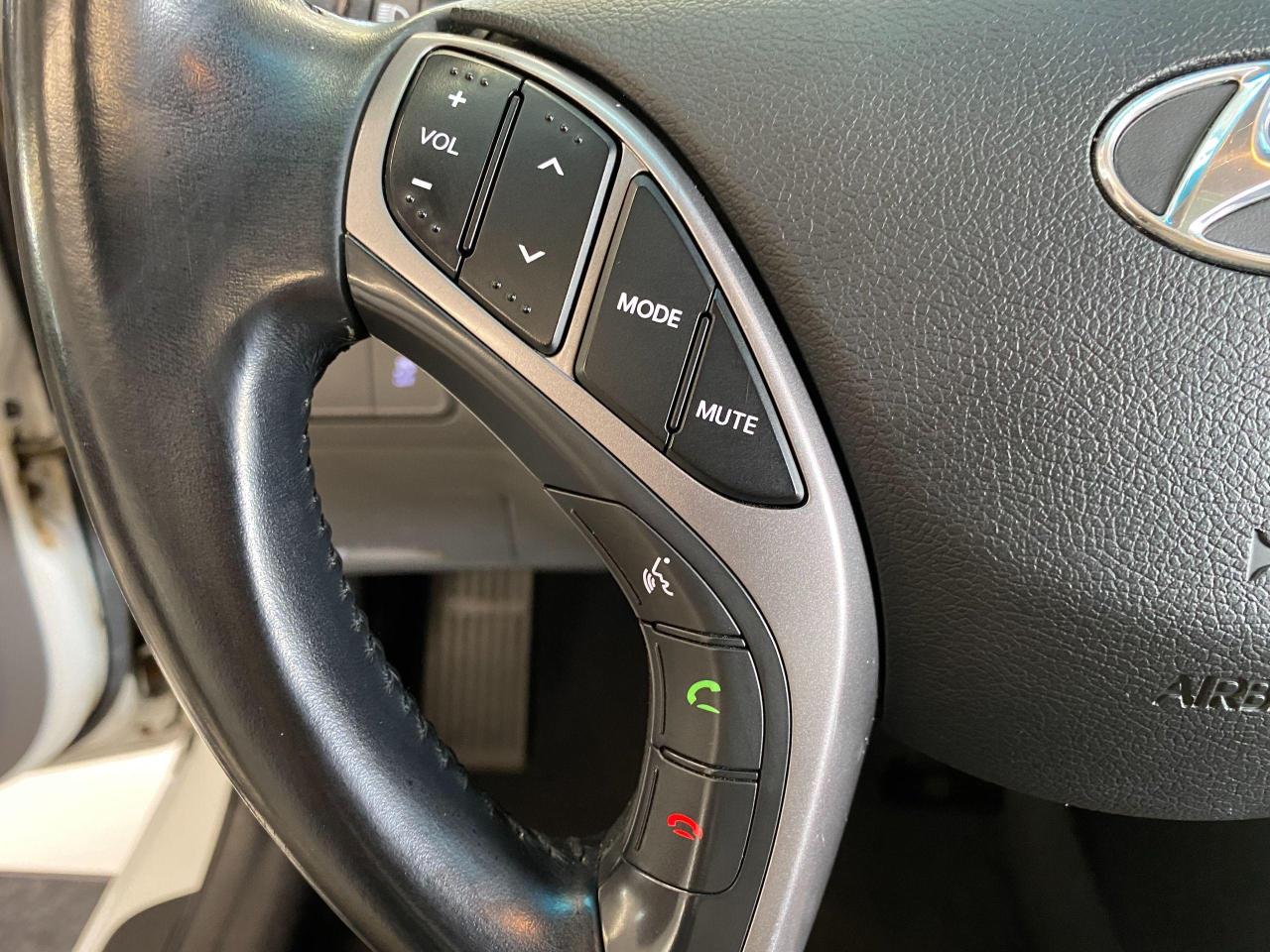 2013 Hyundai Elantra GLS+Sunroof+Remote Start+HeatedSeats+ACCIDENT FREE Photo114