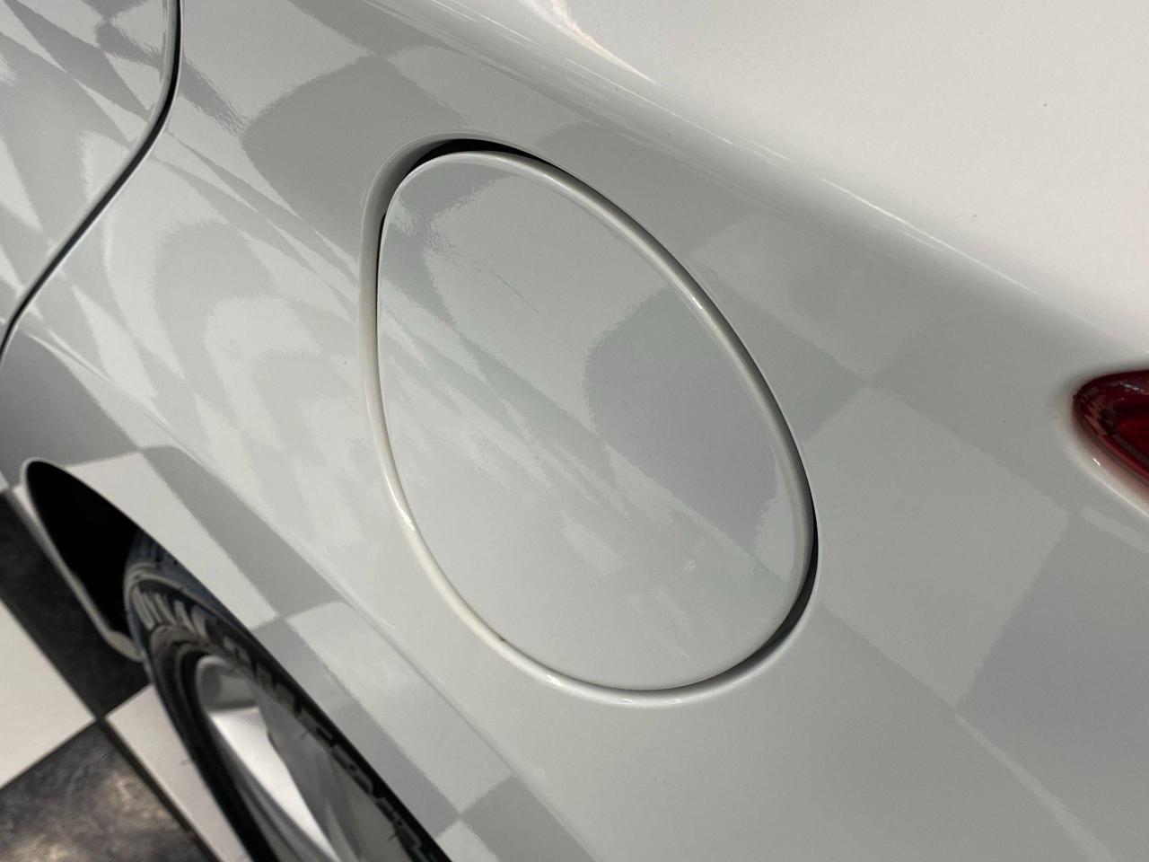 2013 Hyundai Elantra GLS+Sunroof+Remote Start+HeatedSeats+ACCIDENT FREE - Photo #65