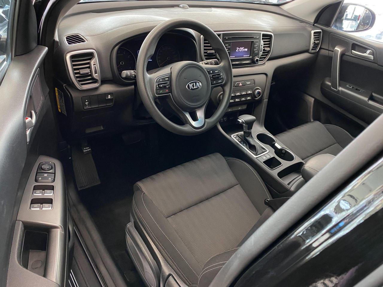 2019 Kia Sportage LX+Camera+Bluetooth+Heated Seats+ACCIDENT FERE - Photo #18