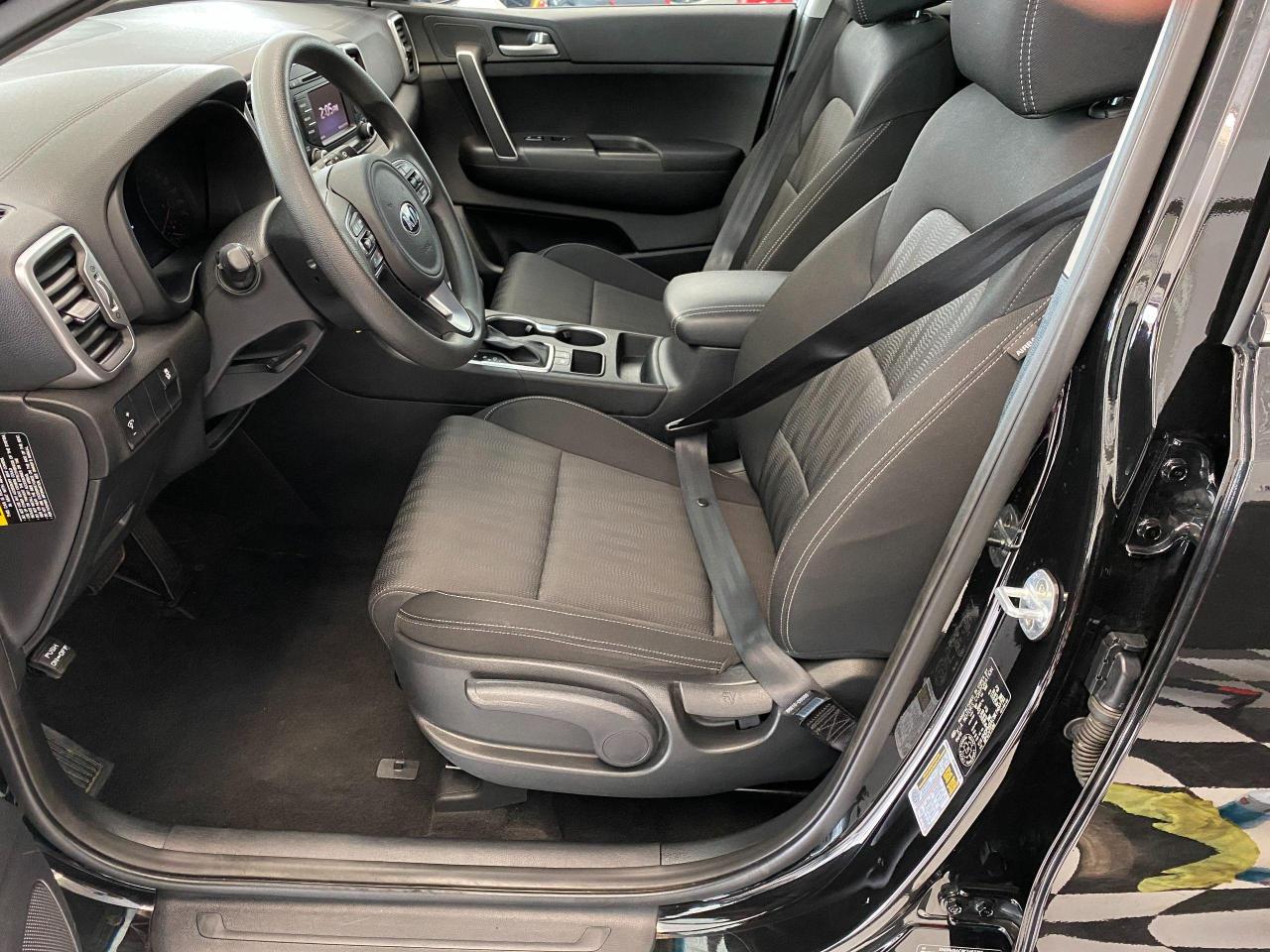 2019 Kia Sportage LX+Camera+Bluetooth+Heated Seats+ACCIDENT FERE - Photo #19