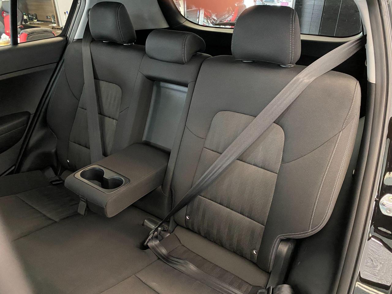 2019 Kia Sportage LX+Camera+Bluetooth+Heated Seats+ACCIDENT FERE - Photo #25