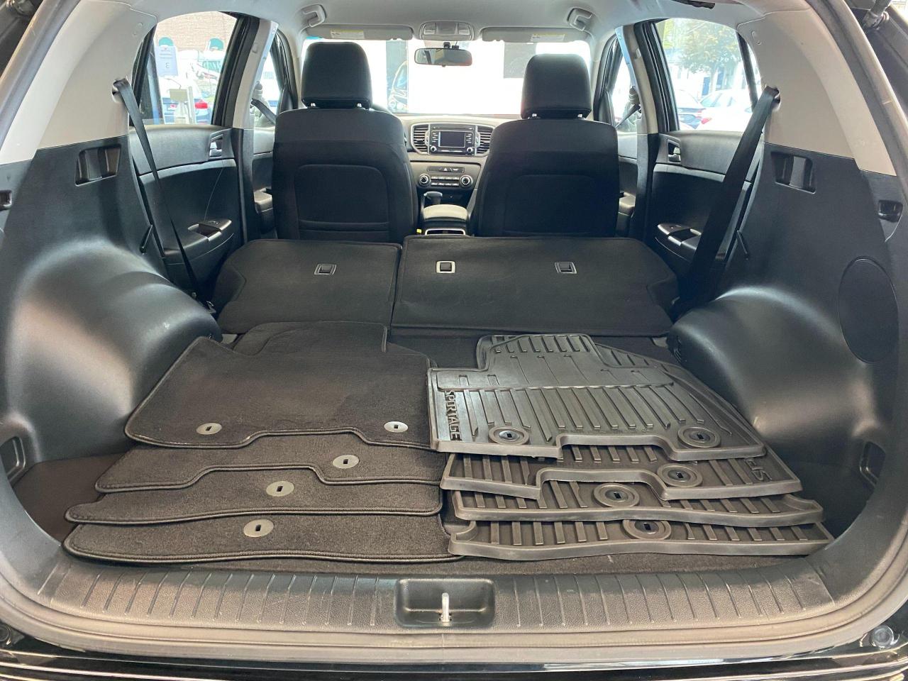 2019 Kia Sportage LX+Camera+Bluetooth+Heated Seats+ACCIDENT FERE - Photo #27