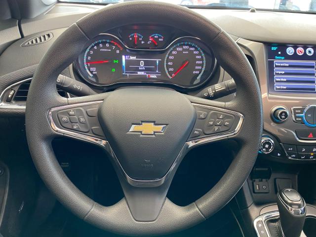 2018 Chevrolet Cruze LT 4G LTE+Sunroof+RemoteStart+Tinted+ACCIDENT FREE Photo9