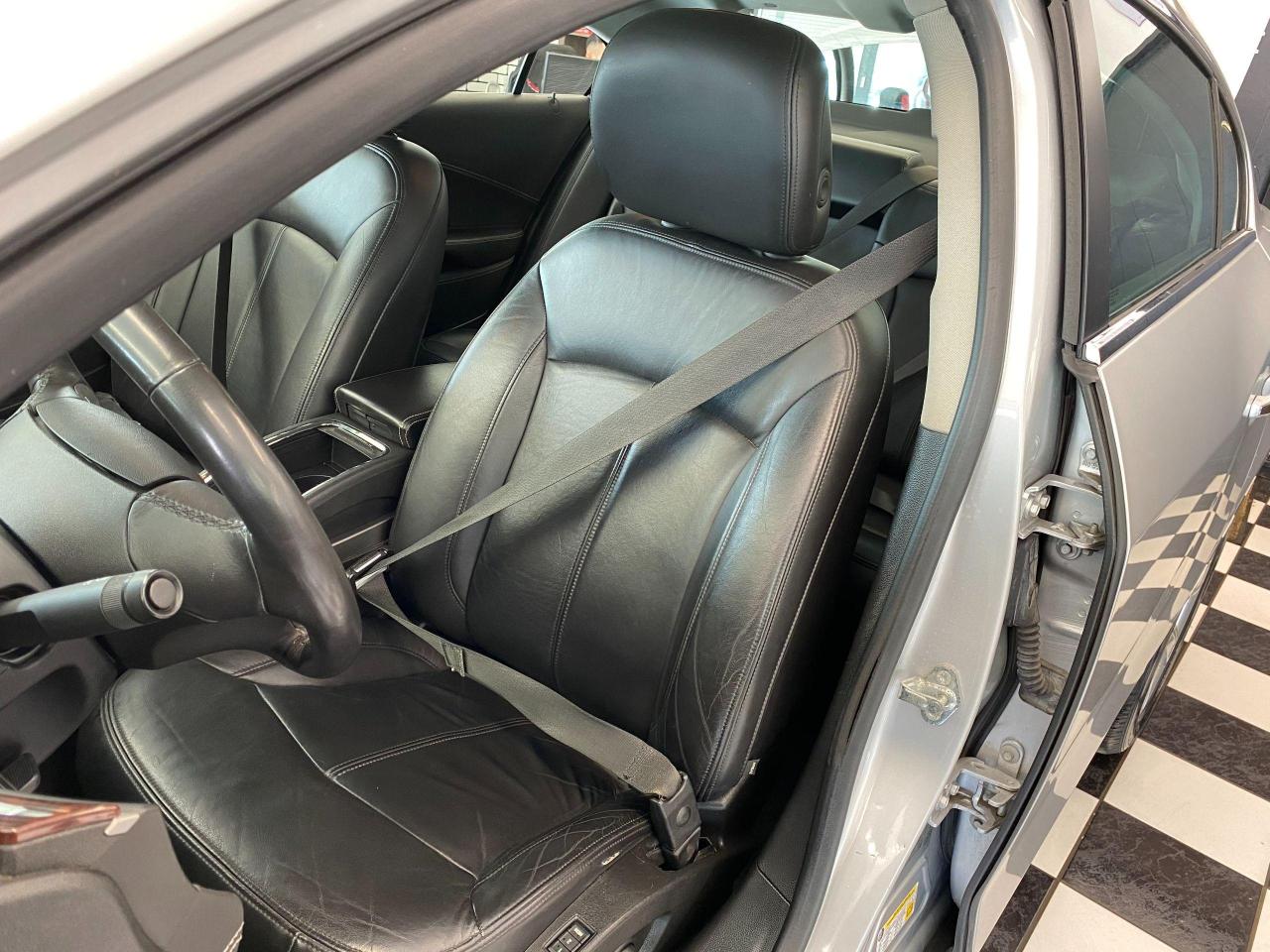 2011 Buick LaCrosse CXL 3.6L V6+Leather+Roof+New Tires+ACCIDENT FREE - Photo #20