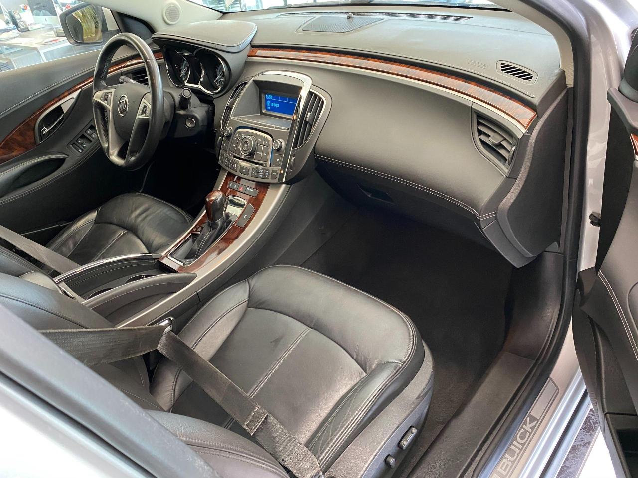2011 Buick LaCrosse CXL 3.6L V6+Leather+Roof+New Tires+ACCIDENT FREE - Photo #21