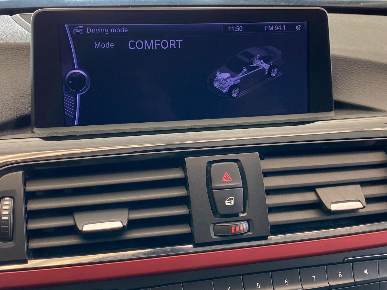2013 BMW 3 Series 328i+Leather+Roof+Xenons+GPS+ACCIDENT FREE - Photo #36