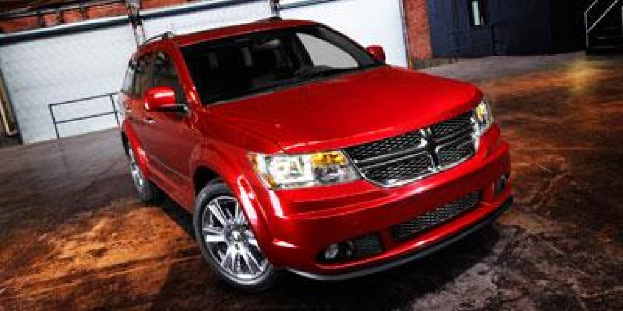 2013 Dodge Journey R/T Rallye Photo