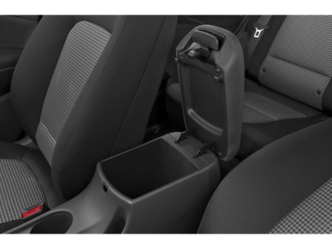 2021 Hyundai KONA Essential Photo