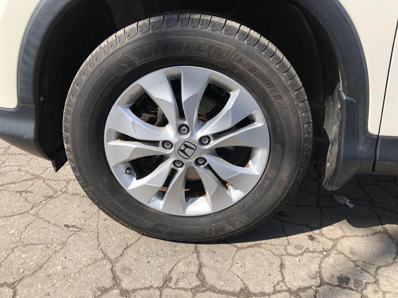 2013 Honda CR-V EX • AWD • Winter Tires! - Photo #17