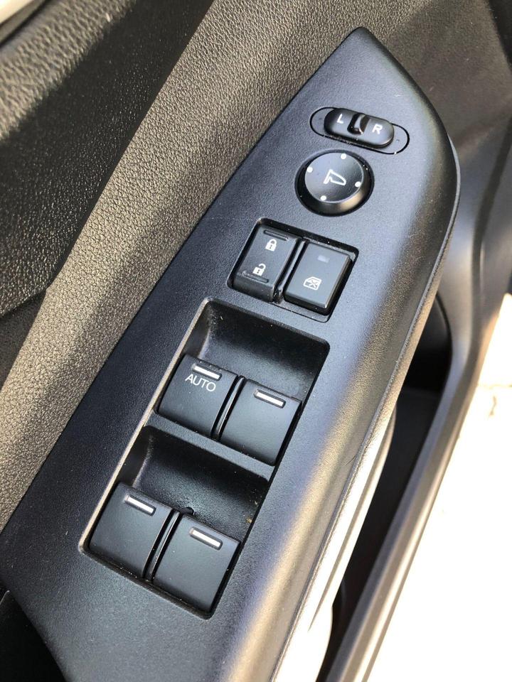 2013 Honda CR-V EX • AWD • Winter Tires! Photo