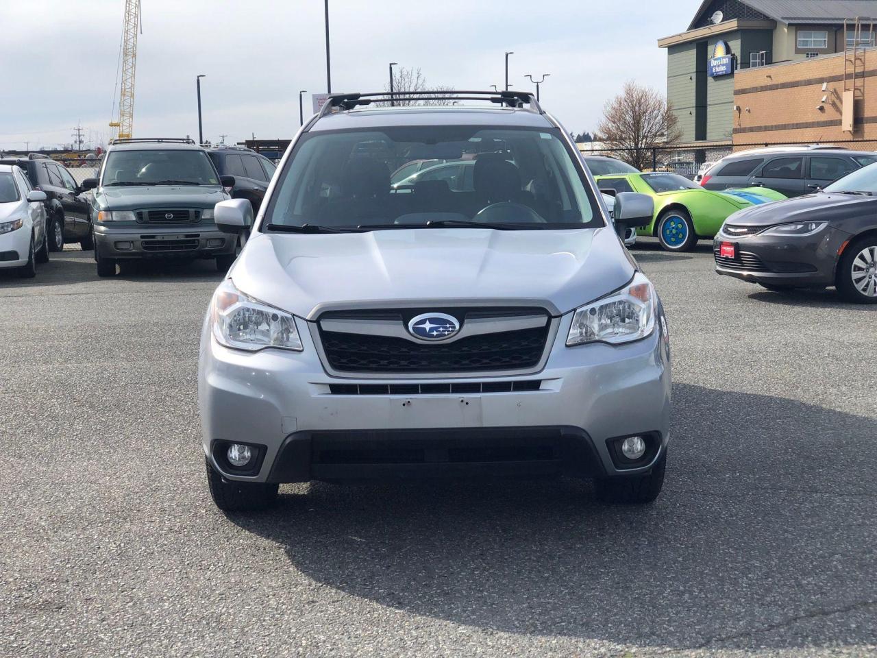 2015 Subaru Forester i Touring - Photo #2