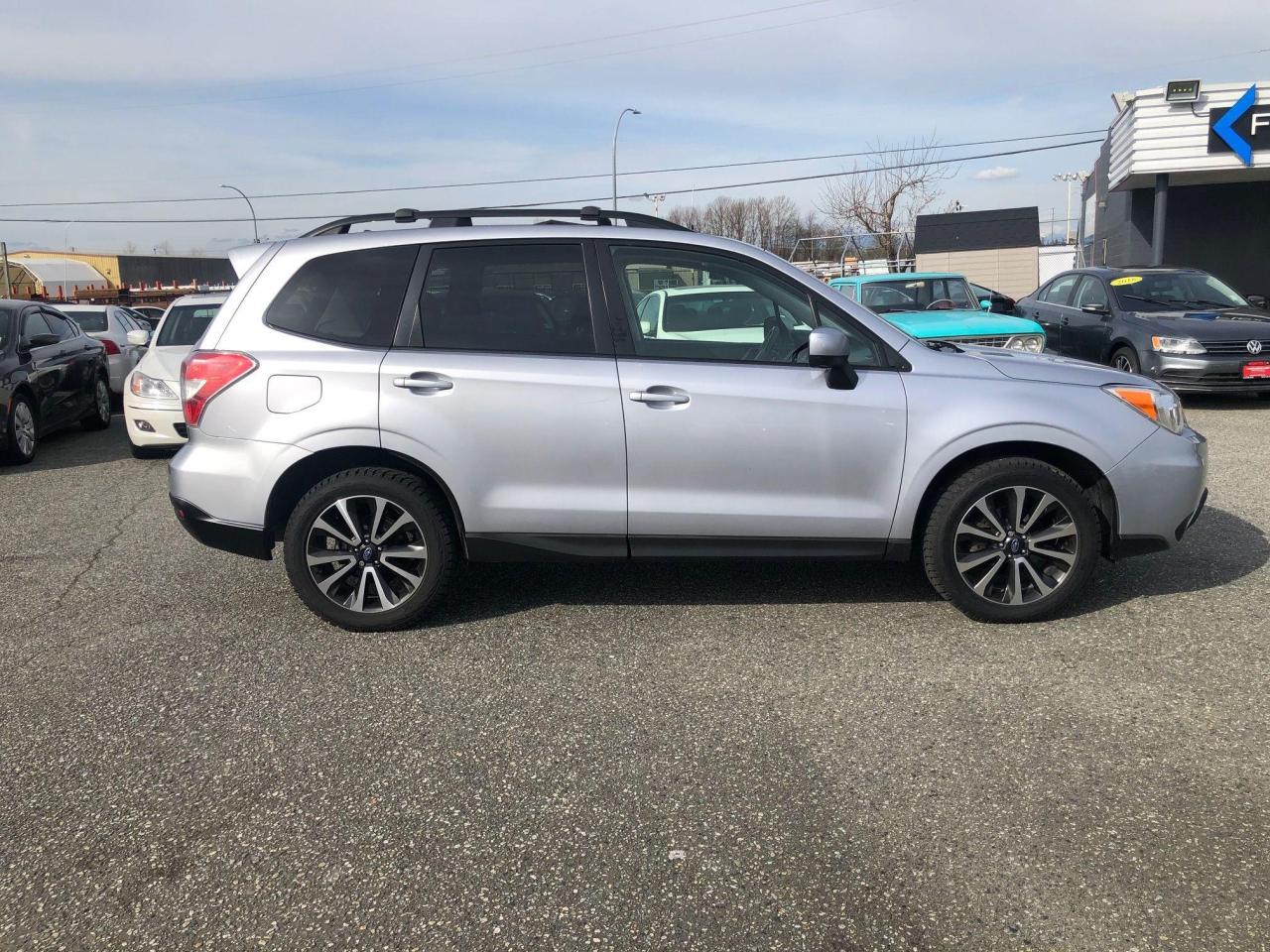 2015 Subaru Forester i Touring - Photo #3