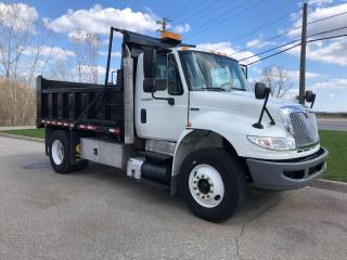 2013 International DuraStar SINGLE AXLE DUMP TRUCK - Photo #3