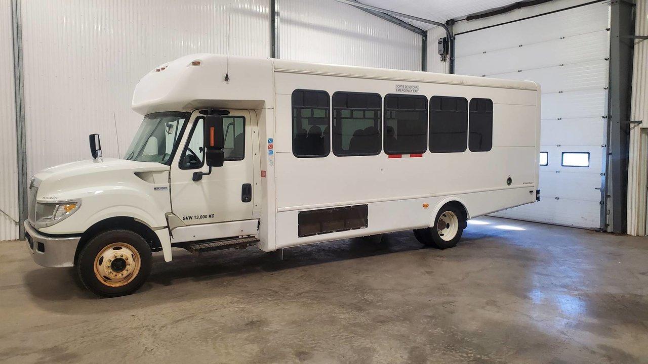 Used 2014 International 3000 15 PASSENGER BUS - for sale in Dundurn, SK
