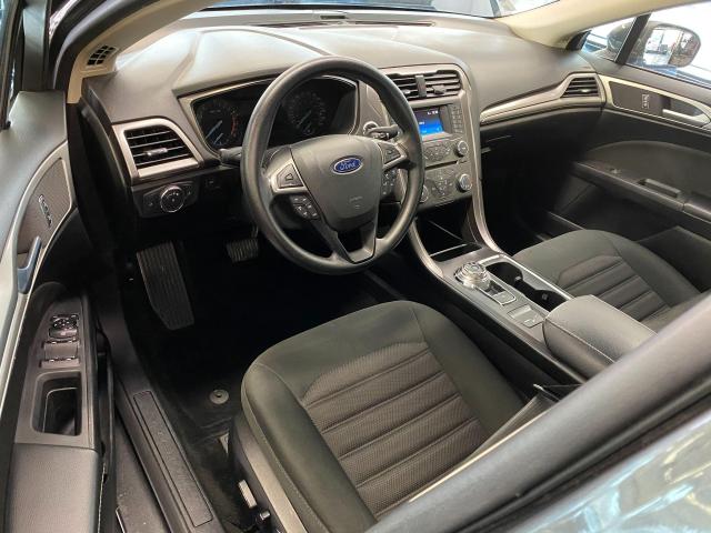 2018 Ford Fusion SE+New Tires+Camera+Accident FREE Photo17