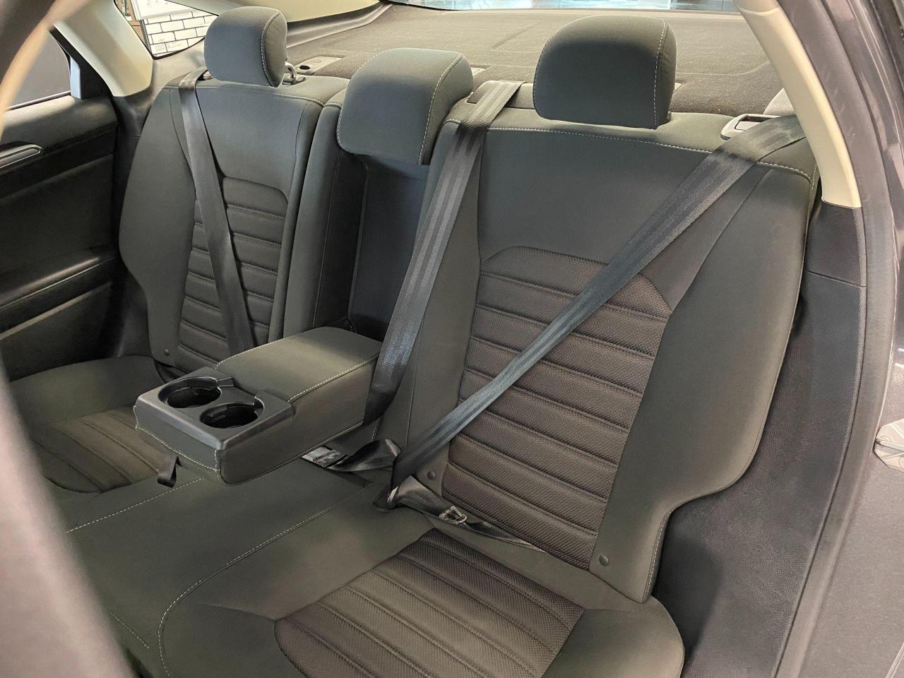 2018 Ford Fusion SE+New Tires+Camera+Accident FREE Photo93