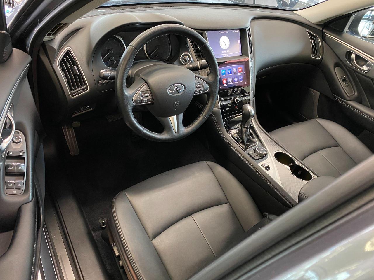 2016 Infiniti Q50 2.0T+AWD+Camera+New Tires+ACCIDENT FREE - Photo #17