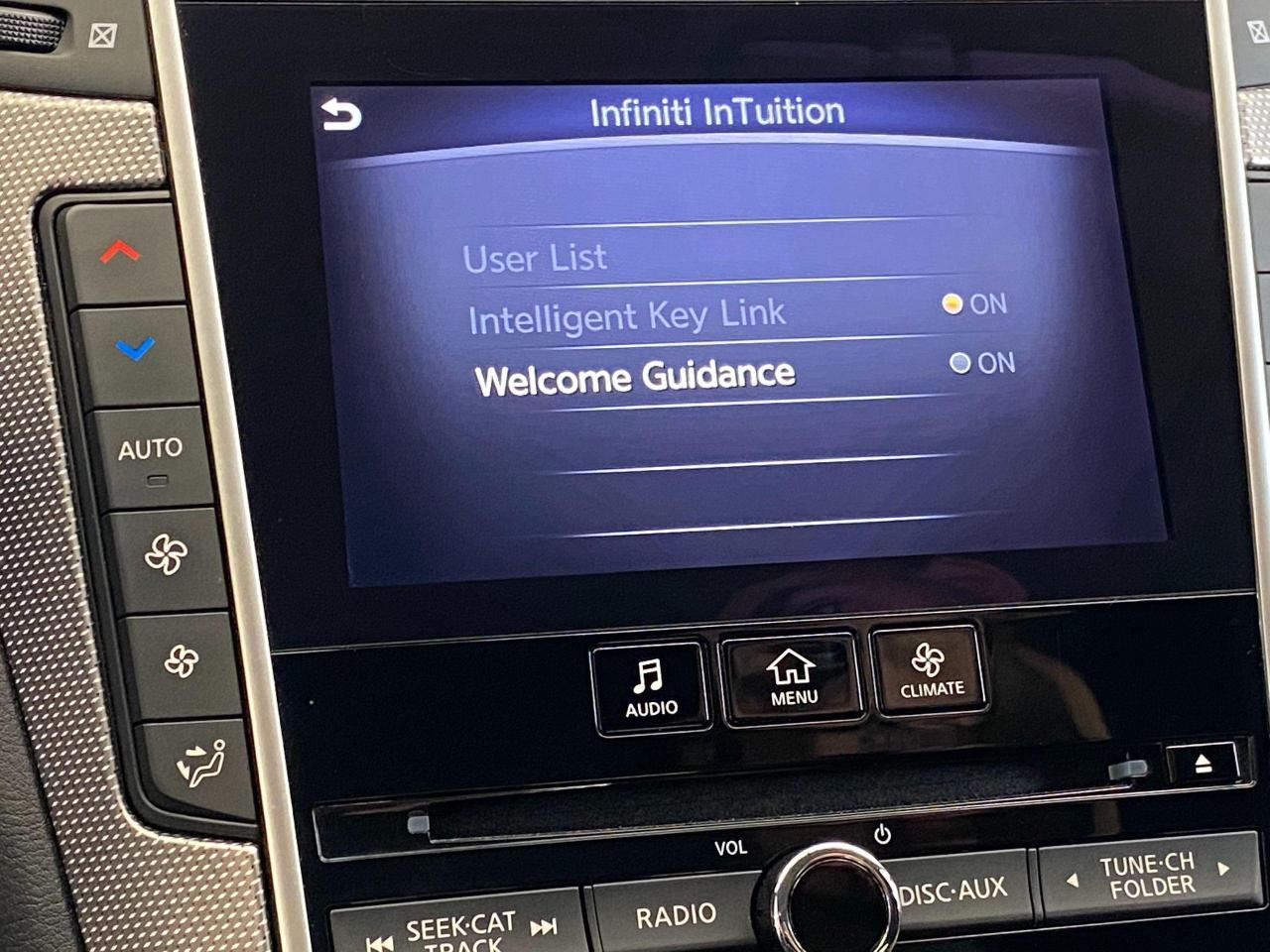 2016 Infiniti Q50 2.0T+AWD+Camera+New Tires+ACCIDENT FREE - Photo #32