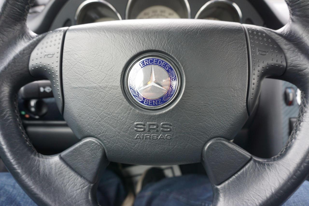 1999 Mercedes-Benz SLK230 RARE / IMMACULATE / NO ACCIDENTS / LOCAL CAR - Photo #16