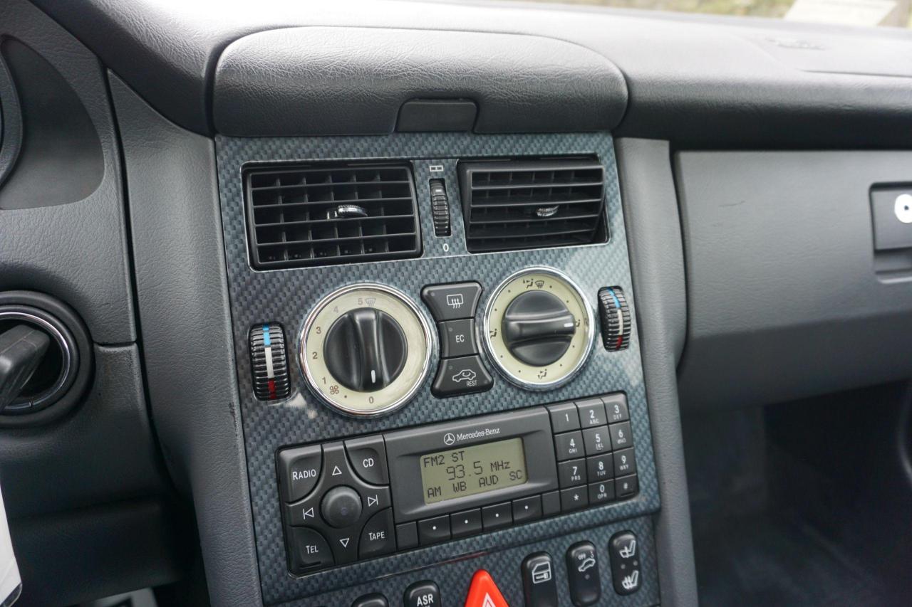 1999 Mercedes-Benz SLK230 RARE / IMMACULATE / NO ACCIDENTS / LOCAL CAR - Photo #19