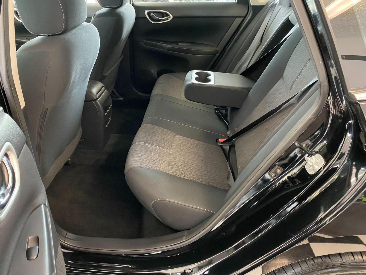 2015 Nissan Sentra SV+Camera+Heated Seats+New Tires+A/C+ACCIDENT FREE Photo24