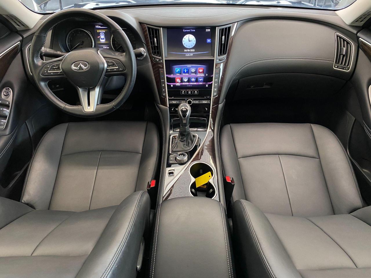 2018 Infiniti Q50 2.0t LUXE+AWD+Camera+Sunroof+Leather+ACCIDENT FREE Photo8