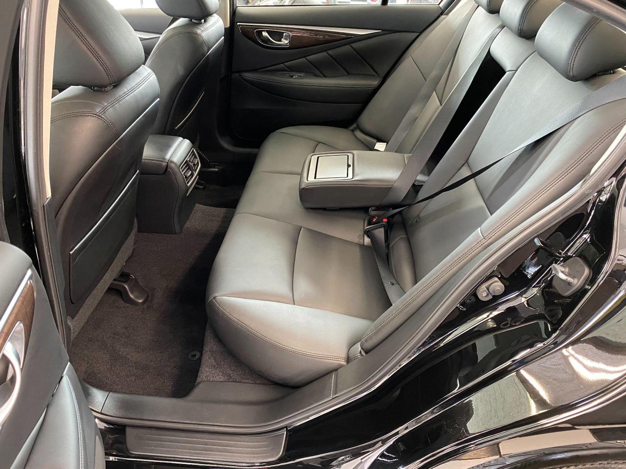 2018 Infiniti Q50 2.0t LUXE+AWD+Camera+Sunroof+Leather+ACCIDENT FREE Photo96
