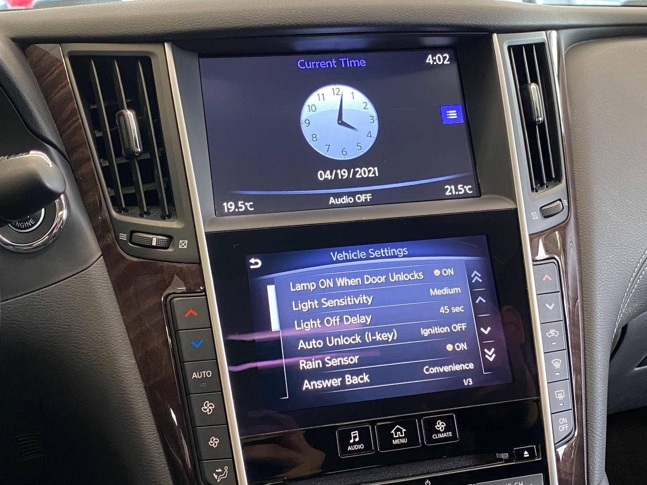 2018 Infiniti Q50 2.0t LUXE+AWD+Camera+Sunroof+Leather+ACCIDENT FREE Photo108